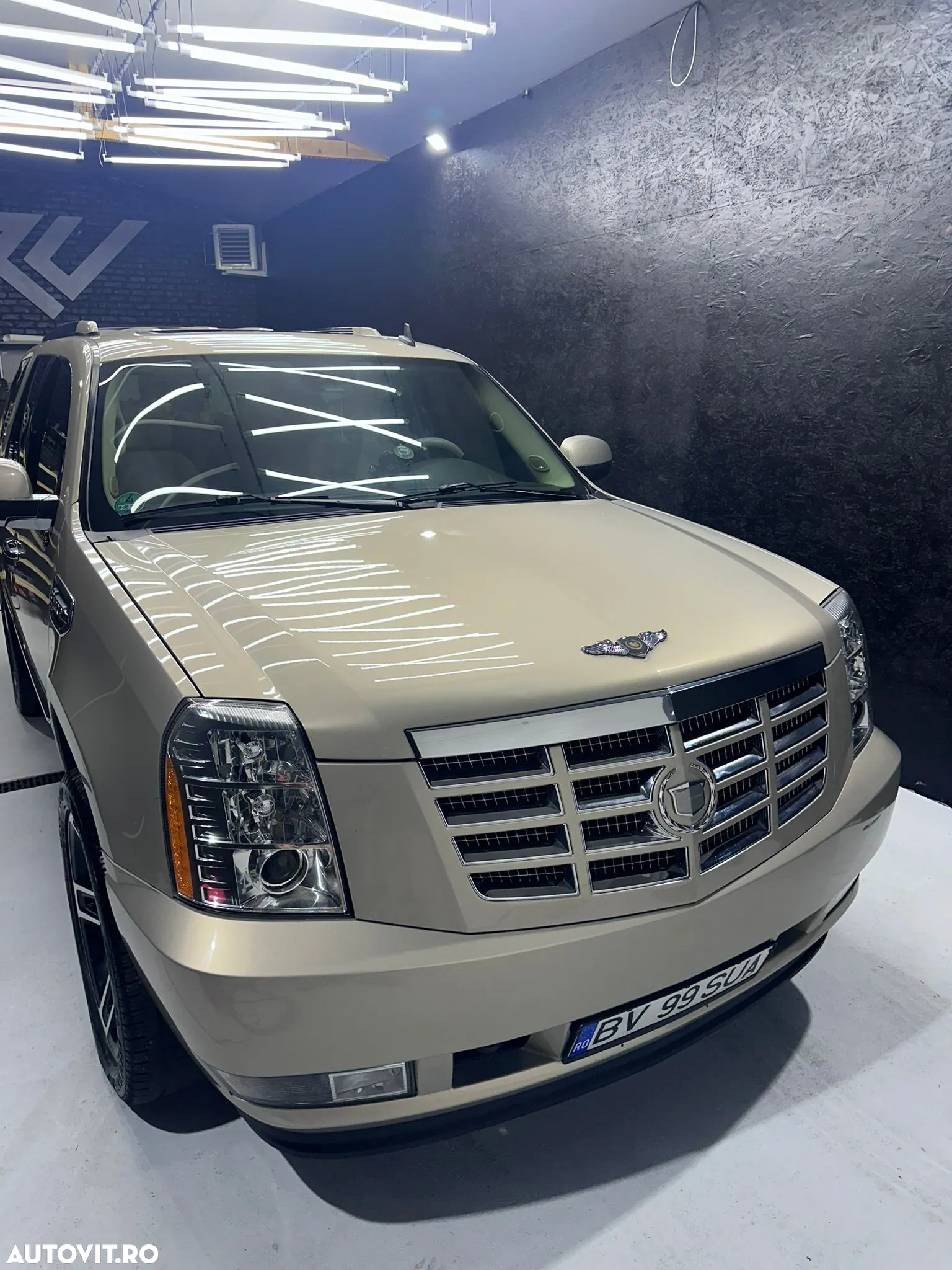Cadillac Escalade 6.0 V8 - 6