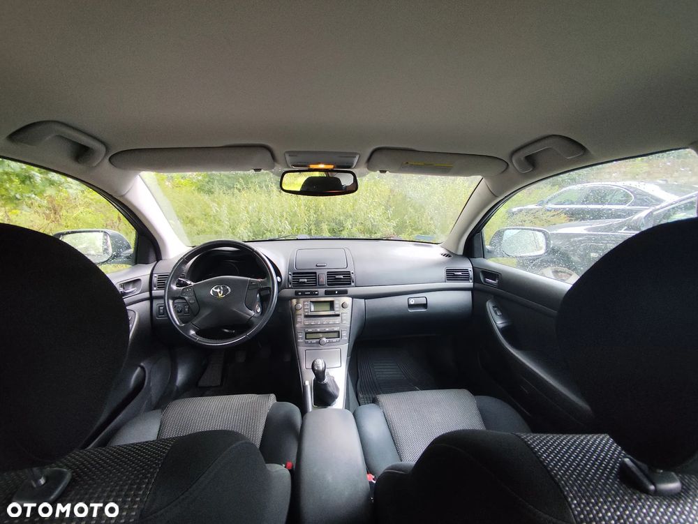 Toyota Avensis 1.8 VVT-i Sol - 8