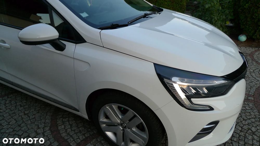 Renault Clio - 17