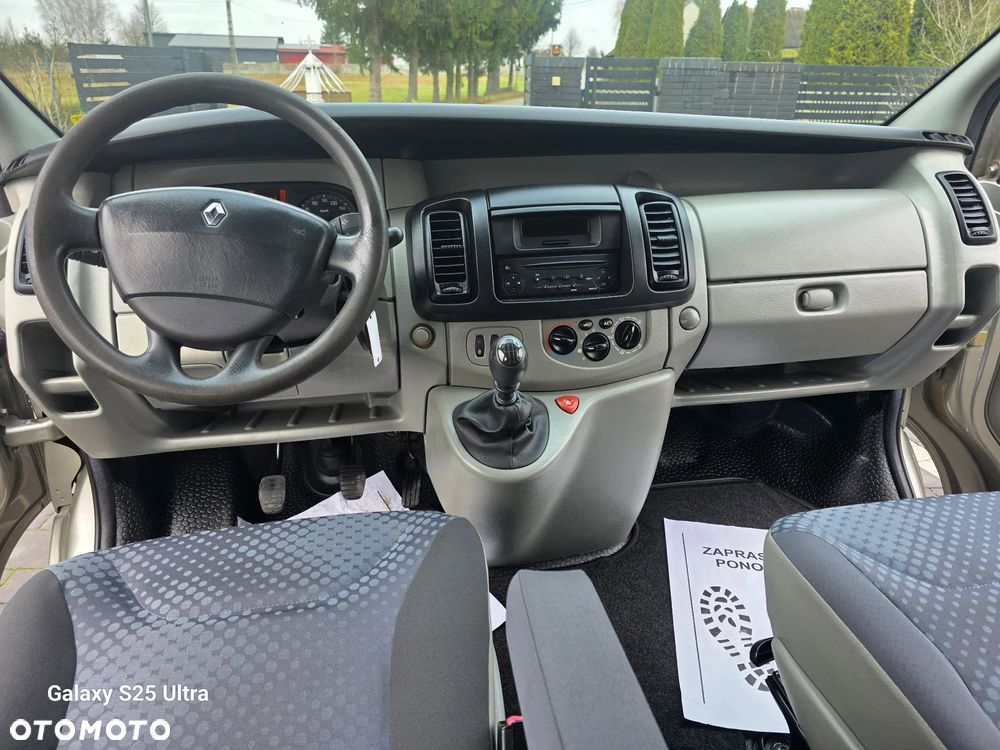 Renault Trafic - 10