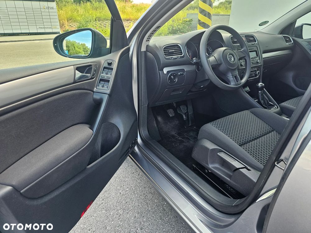 Volkswagen Golf 2.0 TDI DPF Comfortline - 9