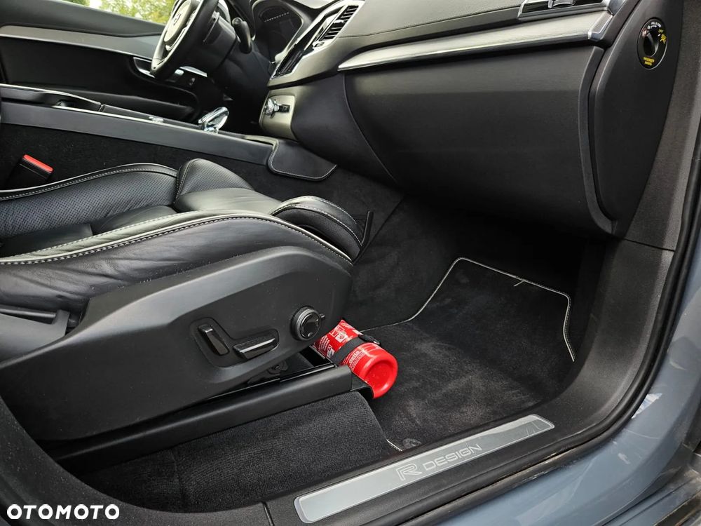 Volvo XC 90 B5 D AWD Geartronic RDesign - 19