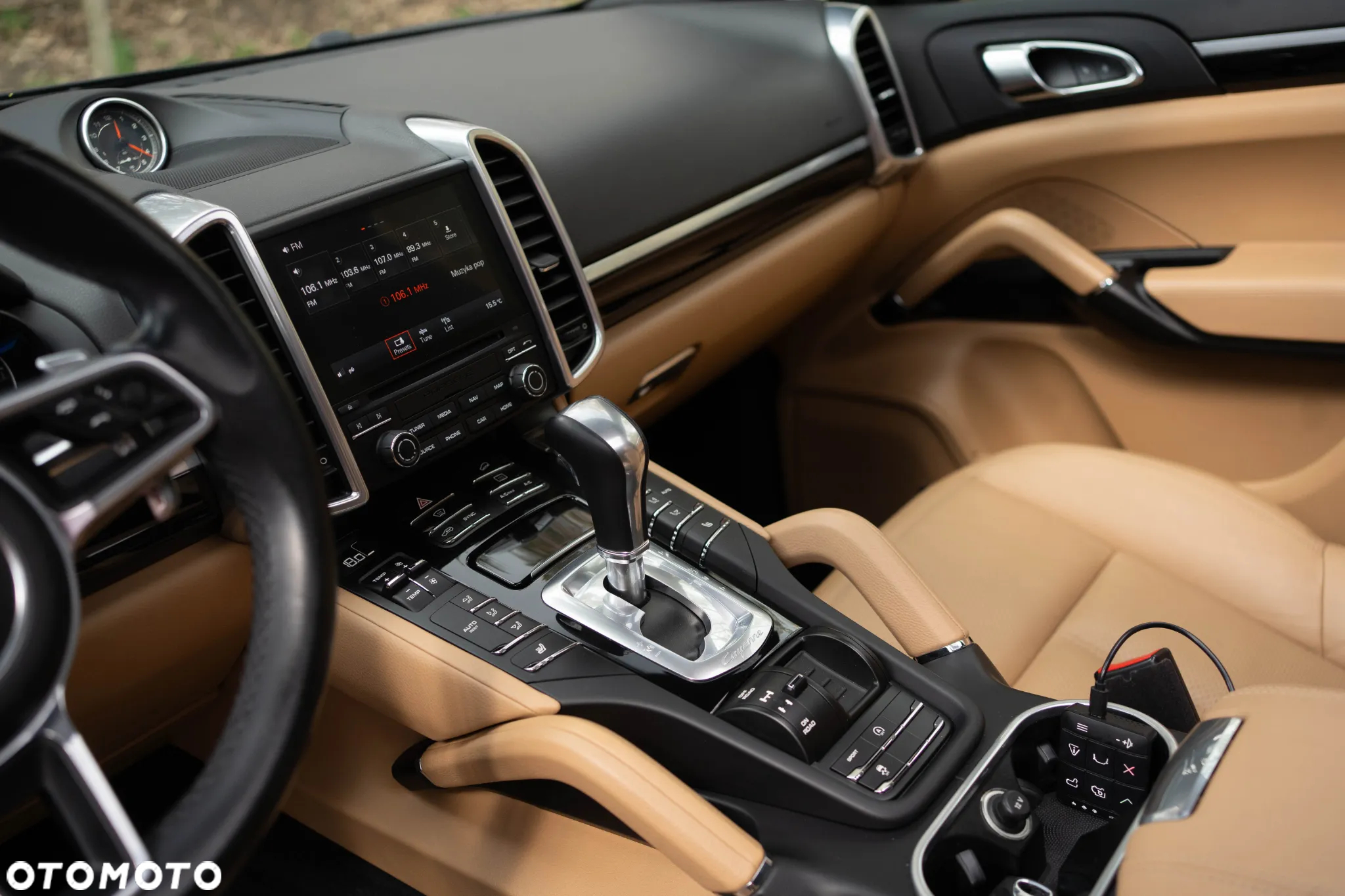 Porsche Cayenne Platinum Edition - 14