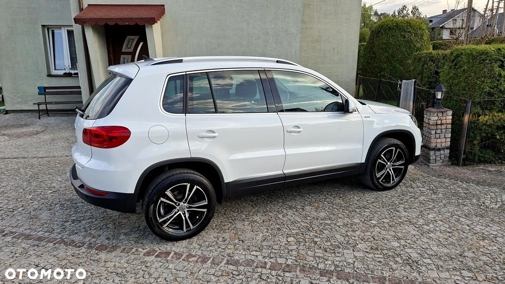 Volkswagen Tiguan 2.0 TDI SCR 4MOTION BlueMotion Technology DSG Lounge Sport & Style - 15