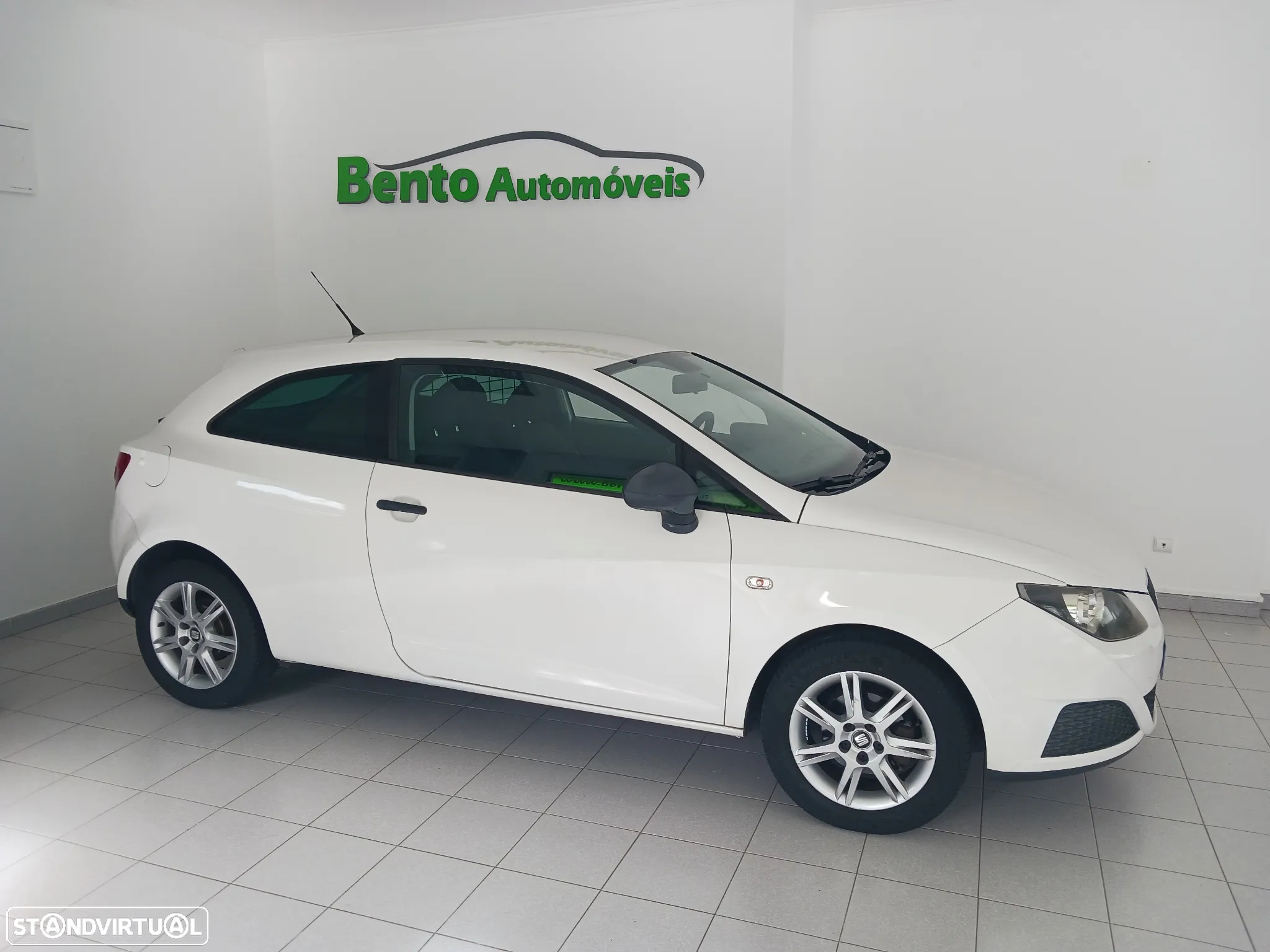 Seat 1.4 TDi Business JLL - 2