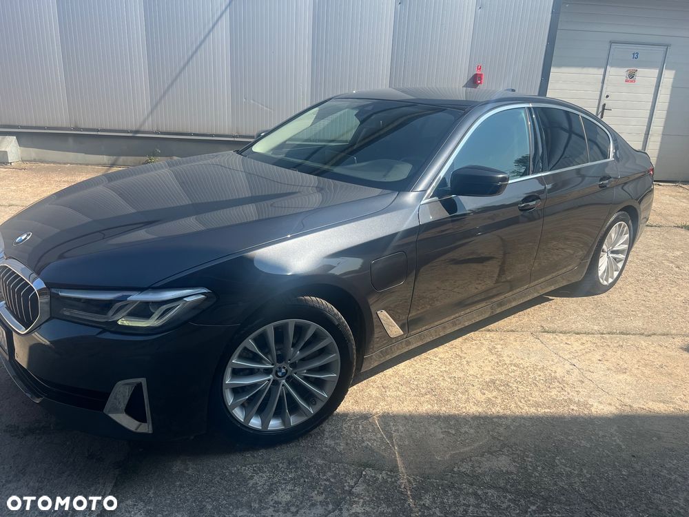 BMW Seria 5 530e iPerformance GPF Luxury Line - 1