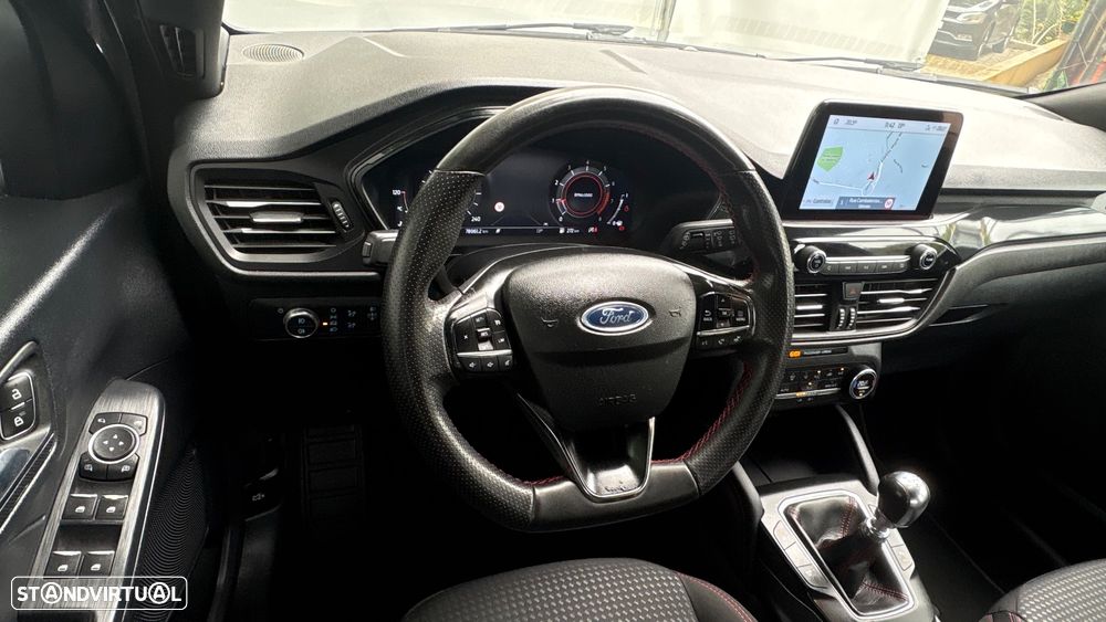 Ford Kuga 1.5 EcoBoost ST-Line X - 10