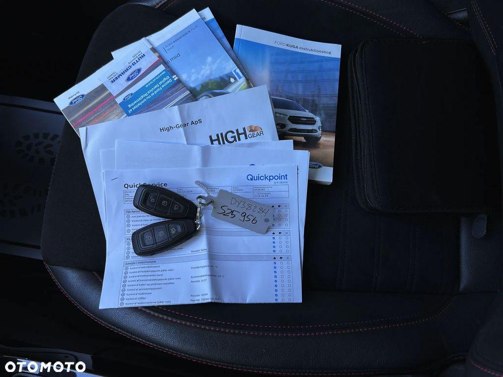 Ford Kuga 1.5 EcoBlue ST-LINE - 34