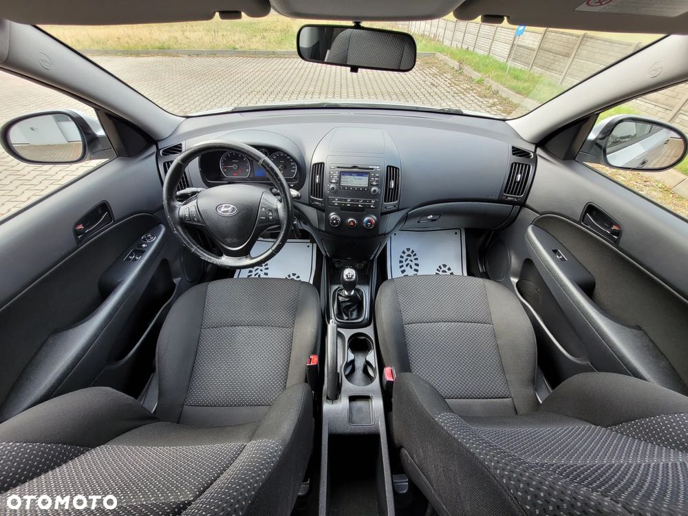 Hyundai i30 1.4 Blue Comfort - 22