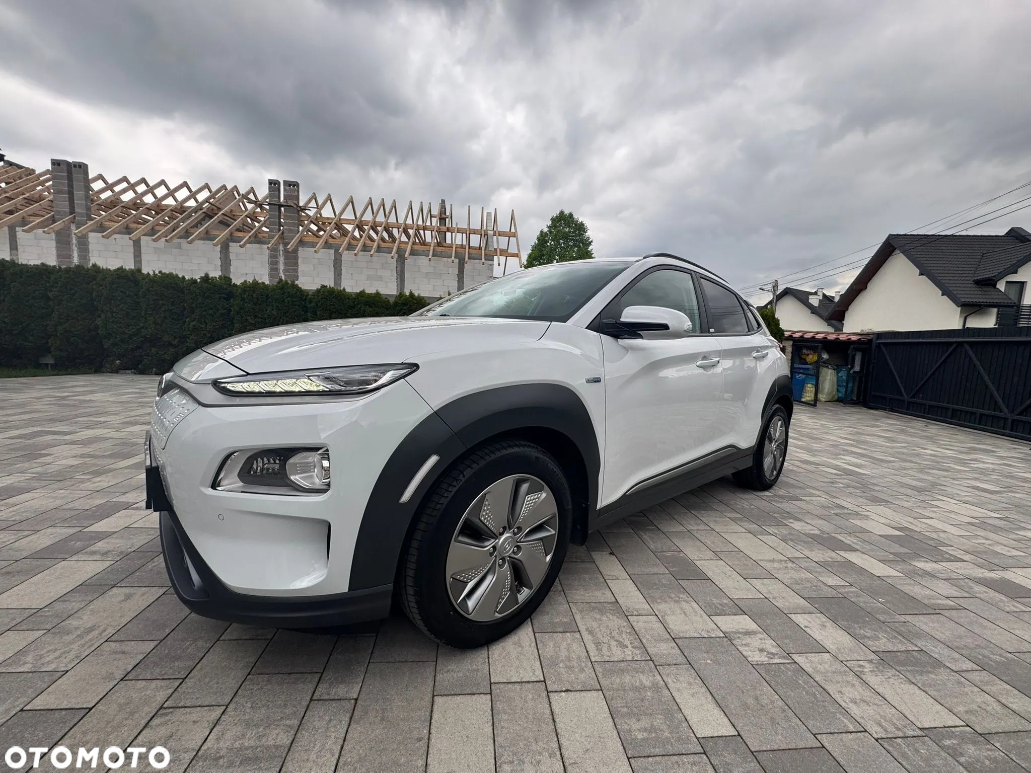 Hyundai Kona Electric 64kWh Premium - 3