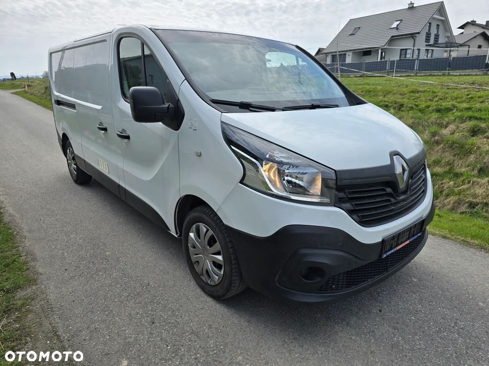Renault Trafic - 1