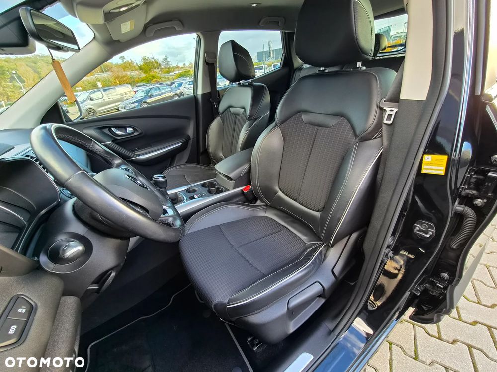 Renault Kadjar 1.6 Energy TCe Bose - 28