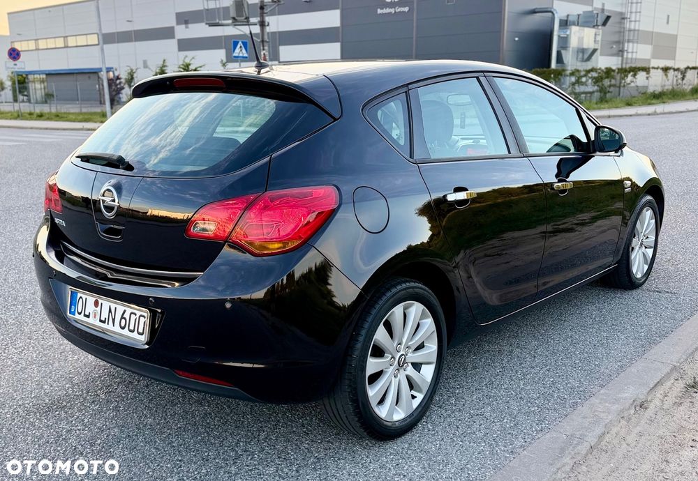 Opel Astra 1.6 Edition - 4