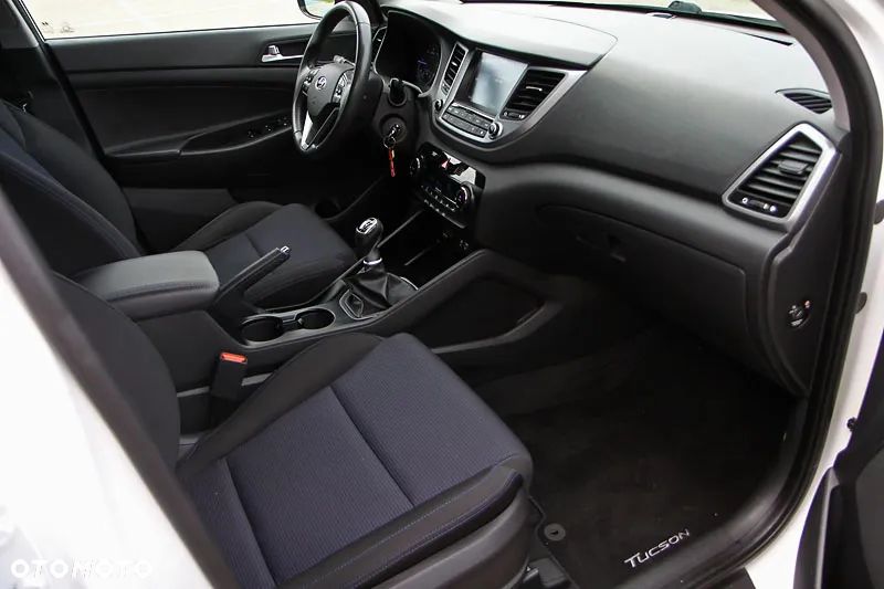 Hyundai Tucson 2.0 CRDI Comfort 4WD - 8