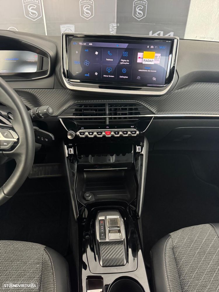 Peugeot 208 1.2 PureTech Allure EAT8 - 21