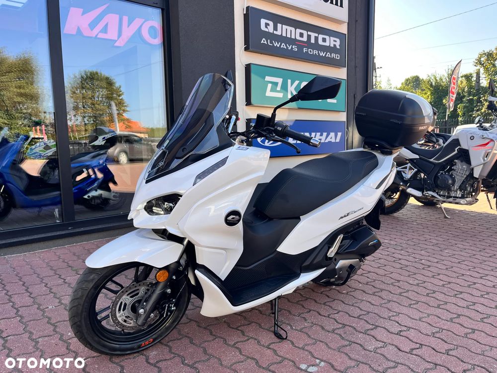 QJMOTOR MTX 125 - 4