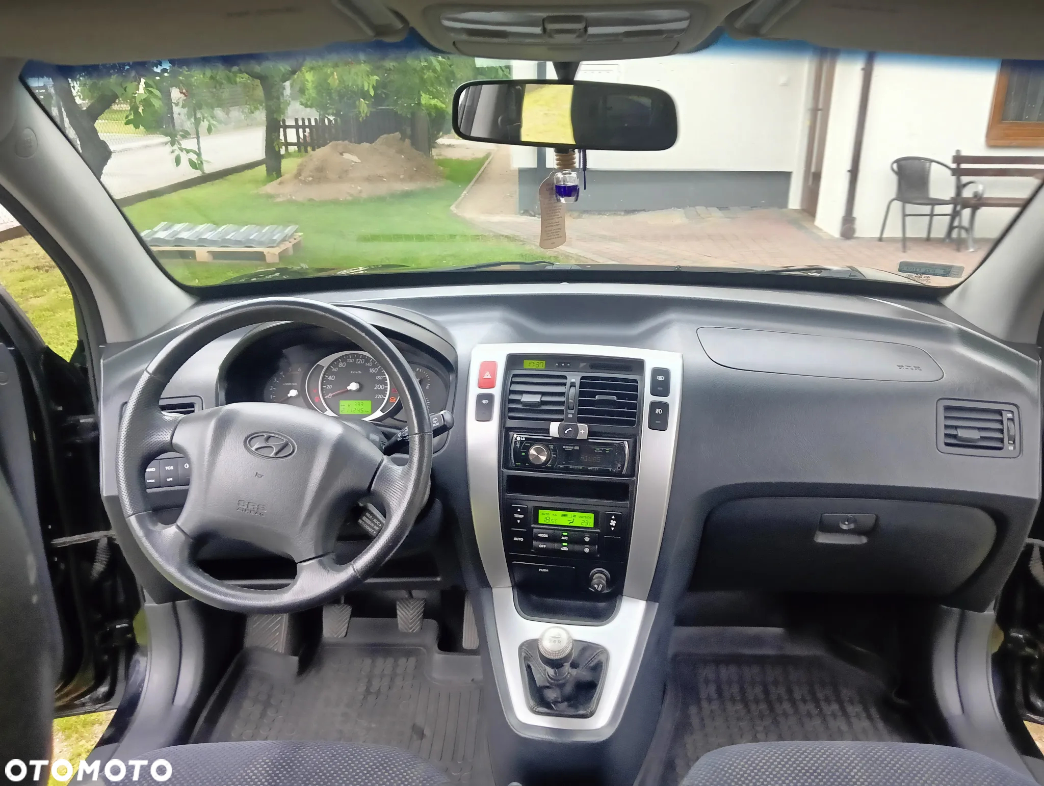 Hyundai Tucson 2.0 CRDi 4WD GLS - 24
