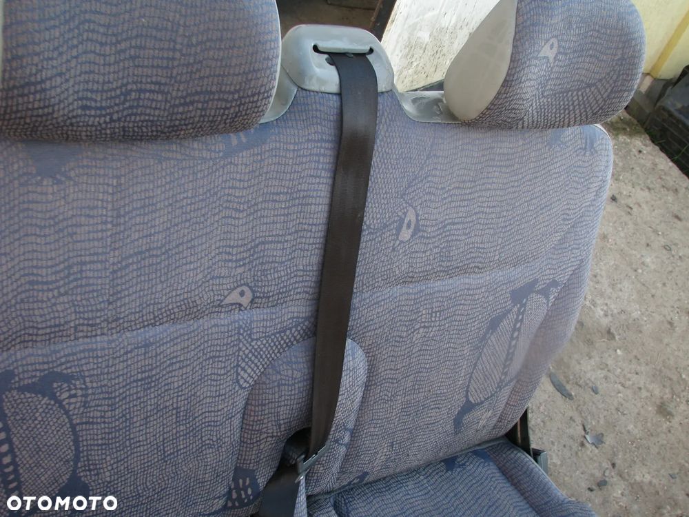 KANAPA II 2 RZĄD ŁAWA TYŁ FOTELE TYLNE OPEL VIVARO A RENAULT TRAFIC II 2 - 6