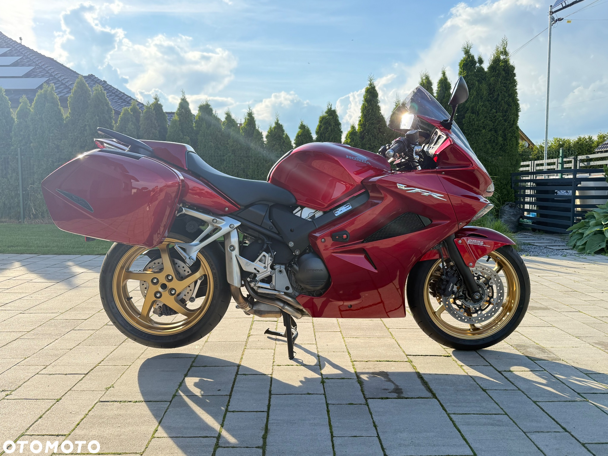 Honda VFR - 4