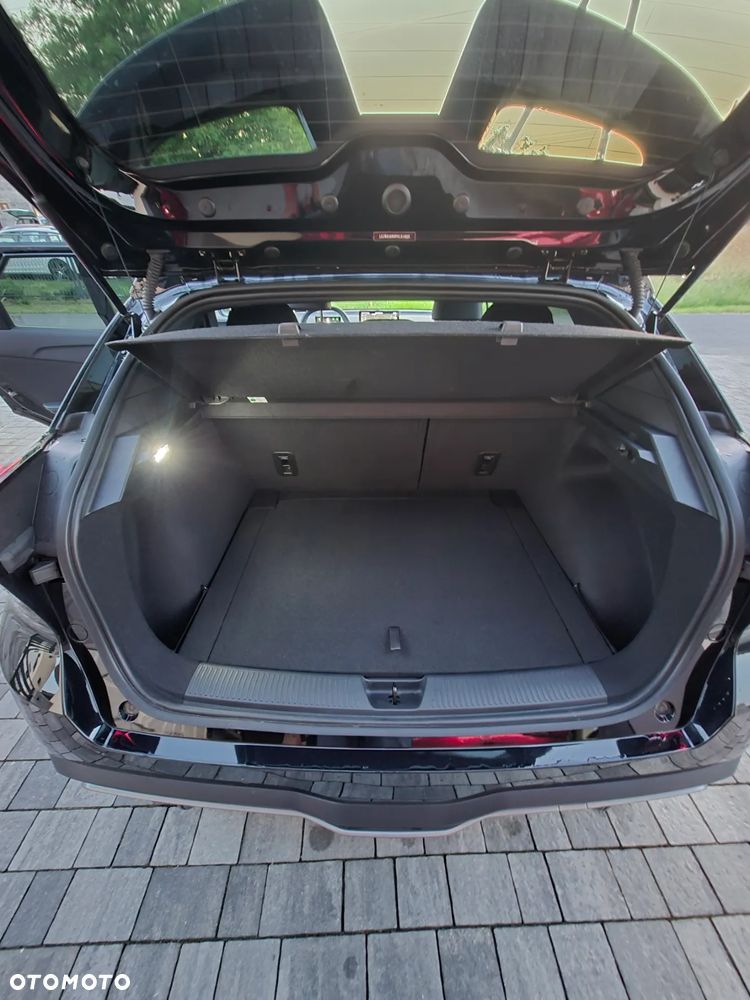 MG 4 Luxury 64 kWh - 18