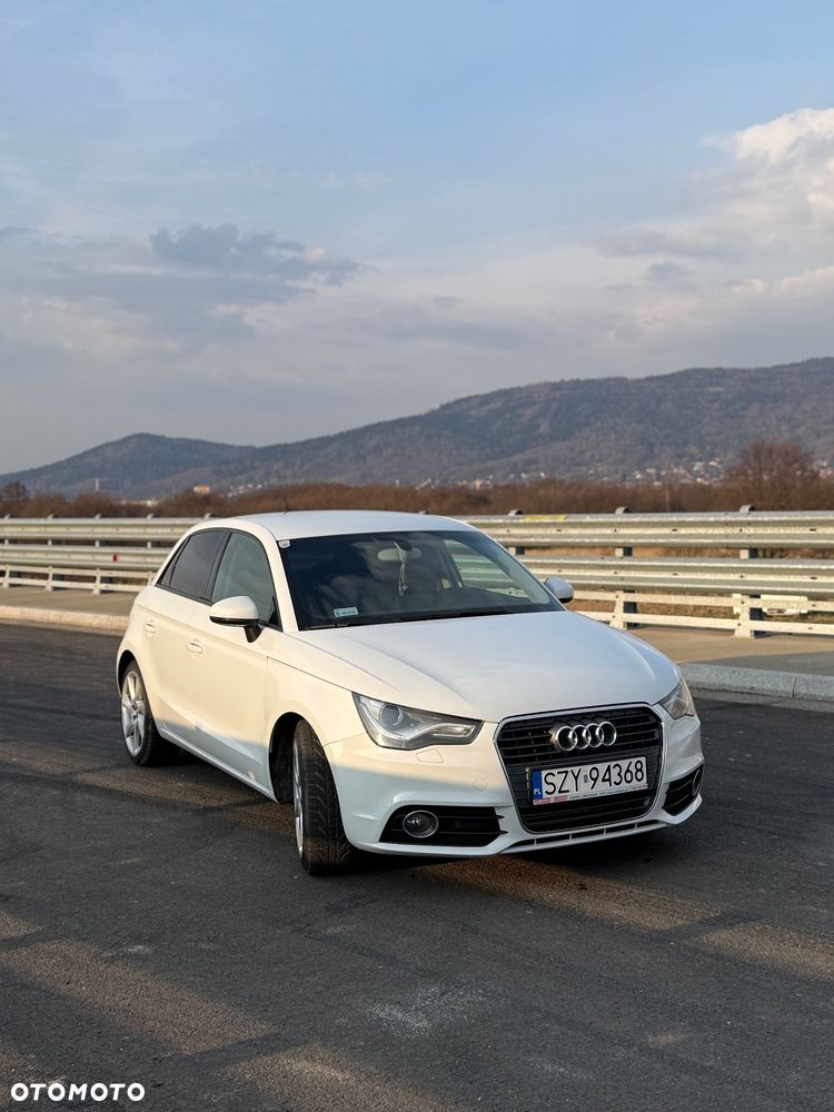 Audi A1 Sportback 1.6 TDI Attraction - 2