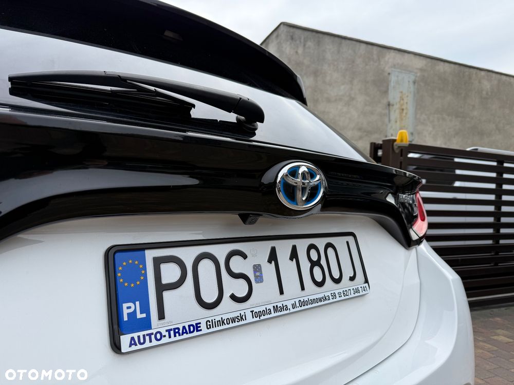 Toyota Yaris ver-hybrid-116-1-5-vvt--i-comfort - 4