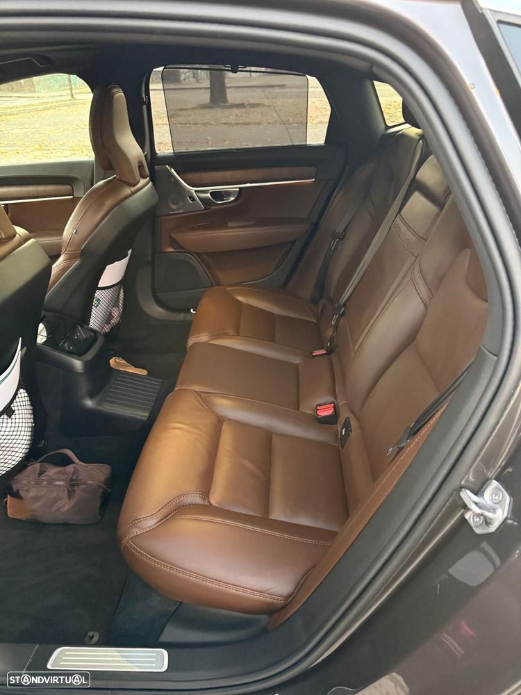 Volvo S90 - 24