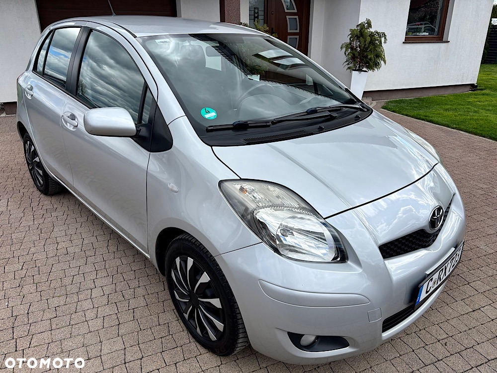 Toyota Yaris 1.33 Prestige - 19