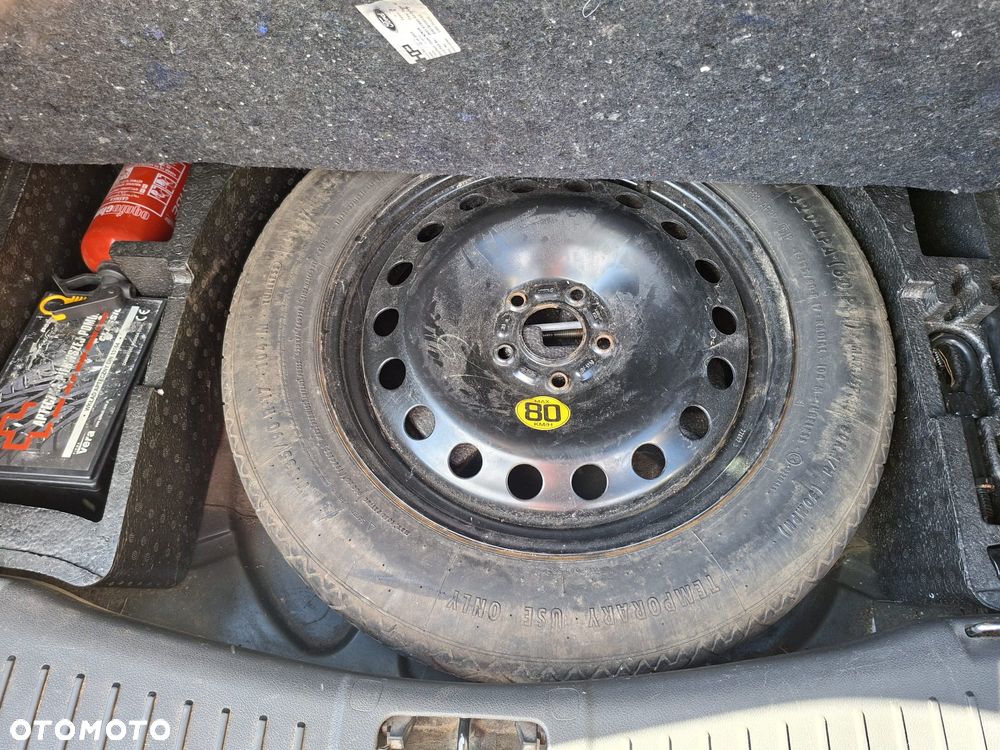 Ford Kuga 2.0 TDCi FWD Trend - 15