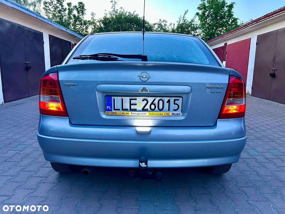 Opel Astra - 19