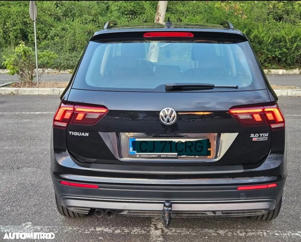 Volkswagen Tiguan - 14