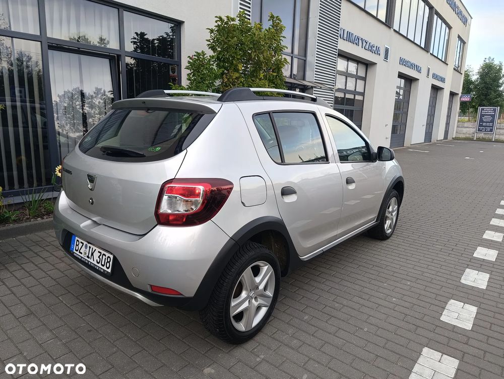 Dacia Sandero Stepway 0.9 TCe Laureate - 3