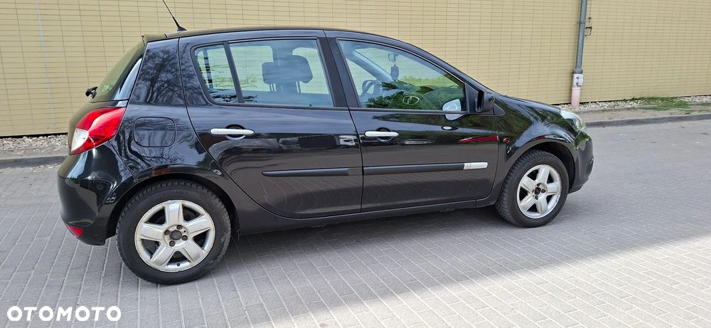 Renault Clio TCe 100 Dynamique - 3