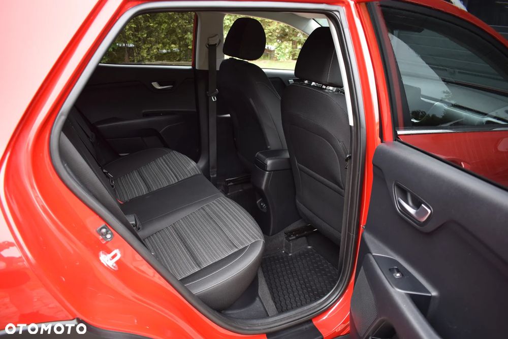 Kia Stonic - 26