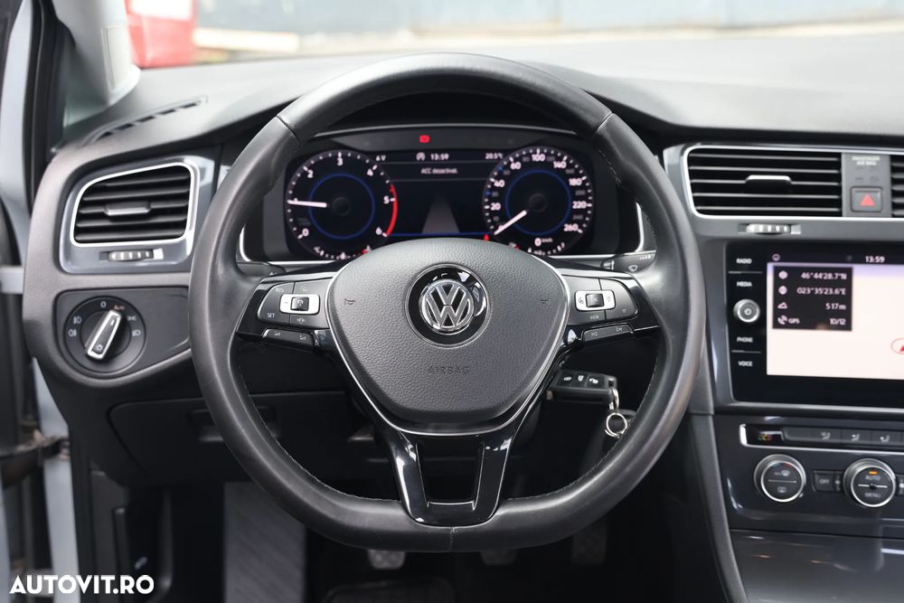 Volkswagen Golf 1.6 TDI SCR Comfortline - 19