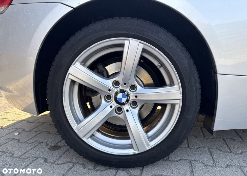 BMW Z4 sDrive30i - 9