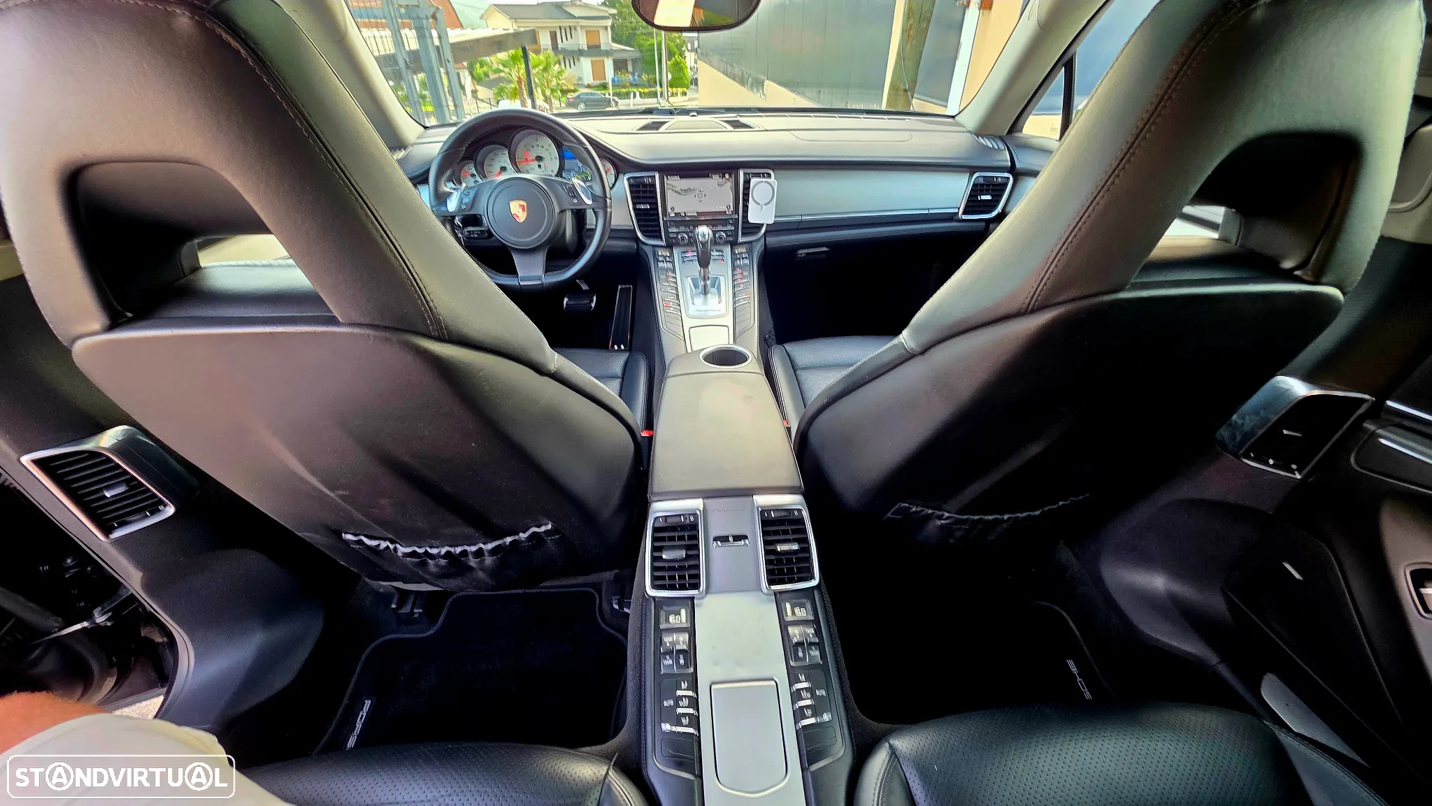 Porsche Panamera Diesel Platinum Edition - 32