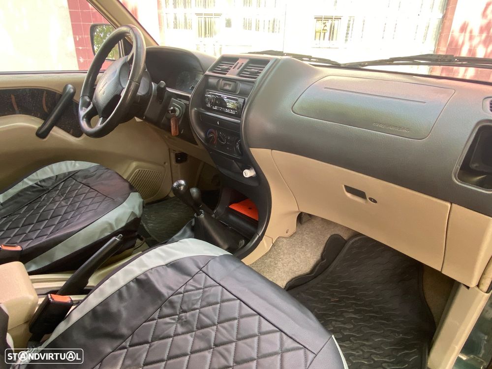 Nissan Terrano II 2.7 TD - 6