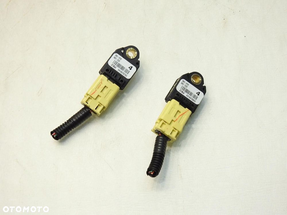 SENSOR UDERZENIA LEXUS IS II 898310P020 8983122020 - 8