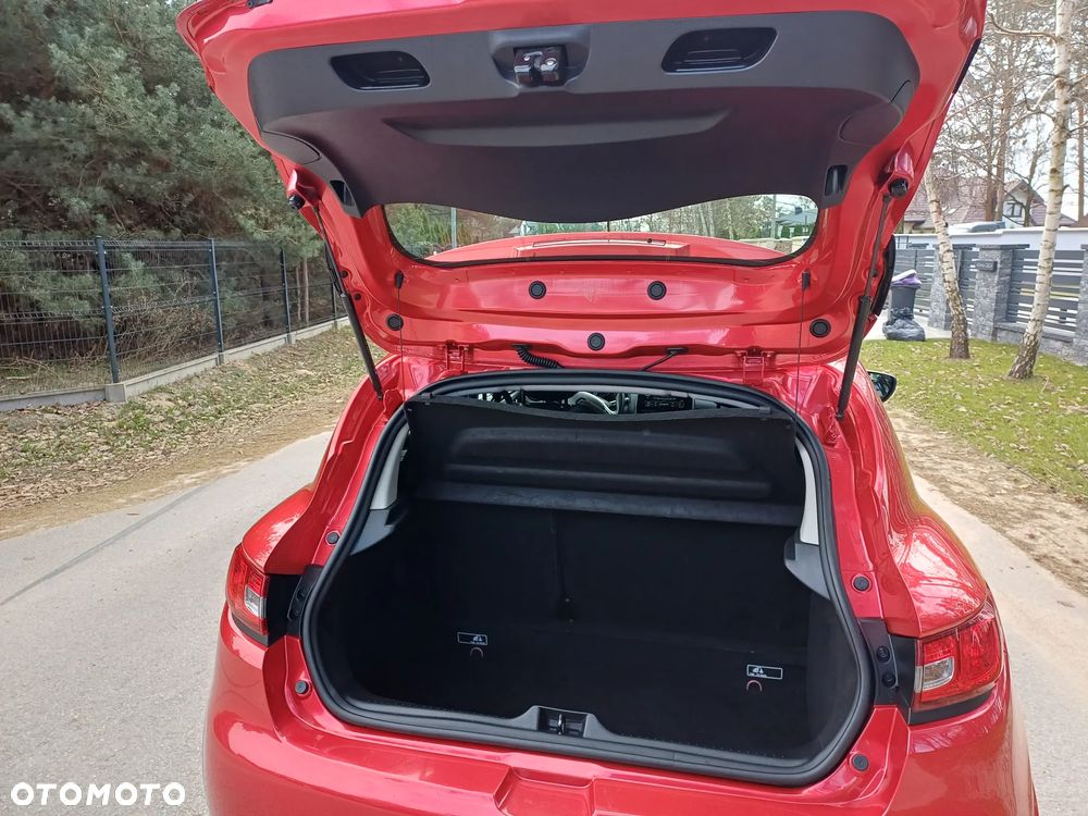 Renault Clio 0.9 TCe Limited - 26