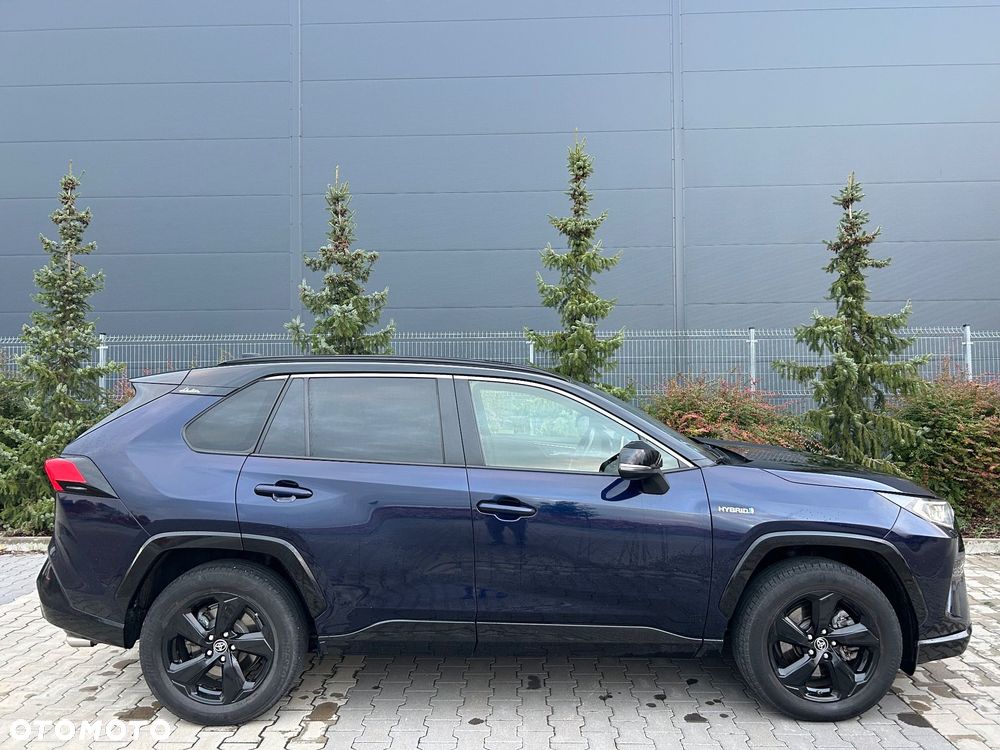Toyota RAV4 - 1