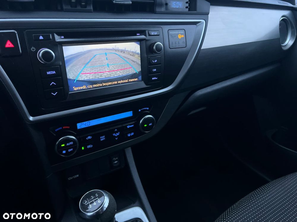 Toyota Auris 2.0 D-4D Dynamic - 15