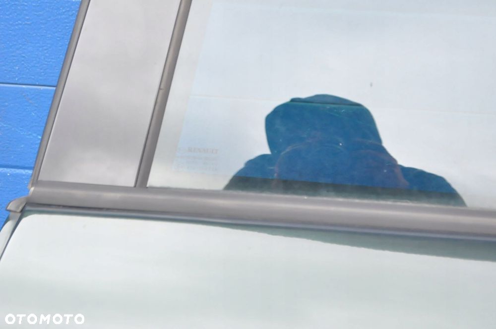 RENAULT MEGANE III DRZWI LEWY TYŁ LEWE TYLNE KOMBI - 7