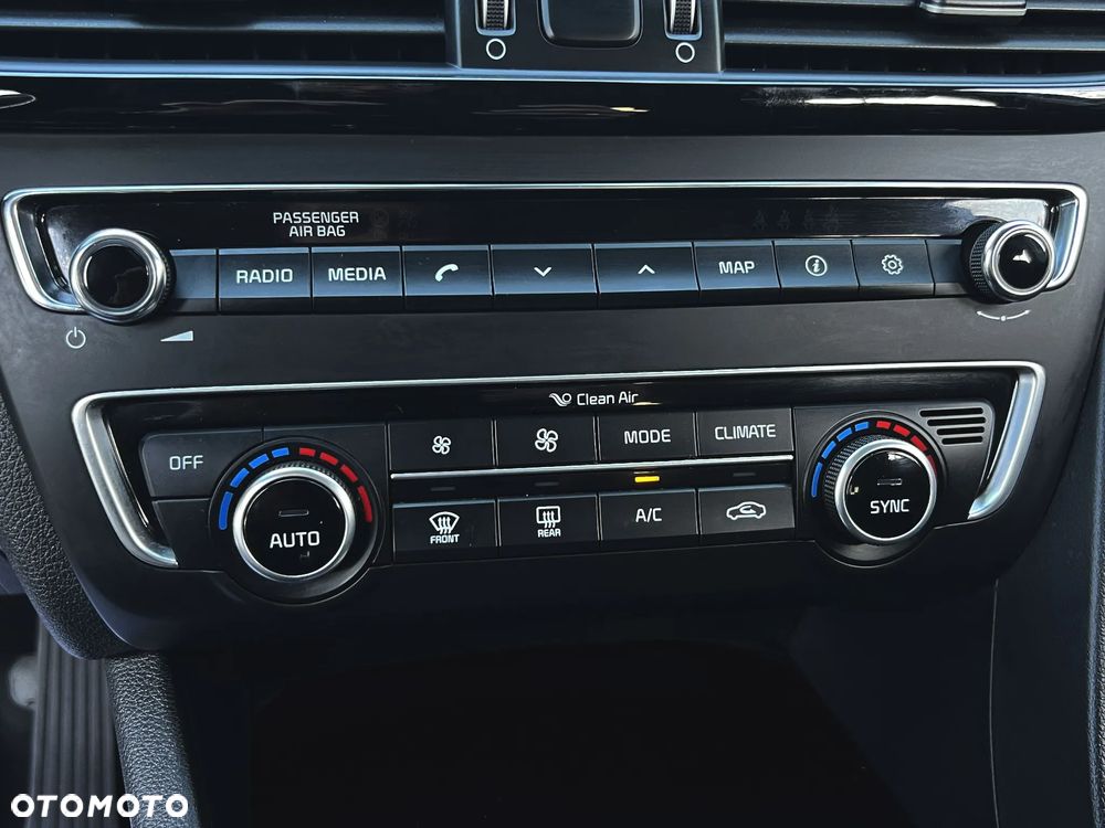 Kia Optima 1.7 CRDI L DCT - 31