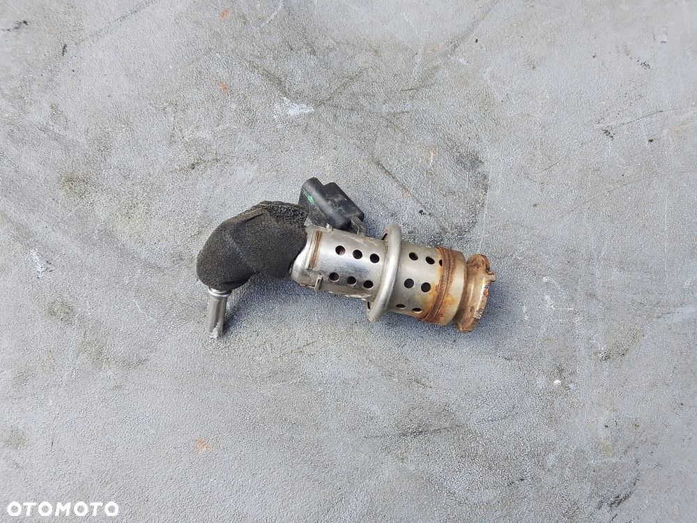 wtryskiwacz adblue citroen peugeot 1.6 bluehdi 9802763880 - 2