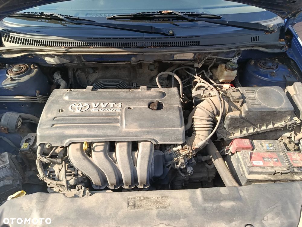 Toyota Corolla 1.4 VVT-i Base - 24