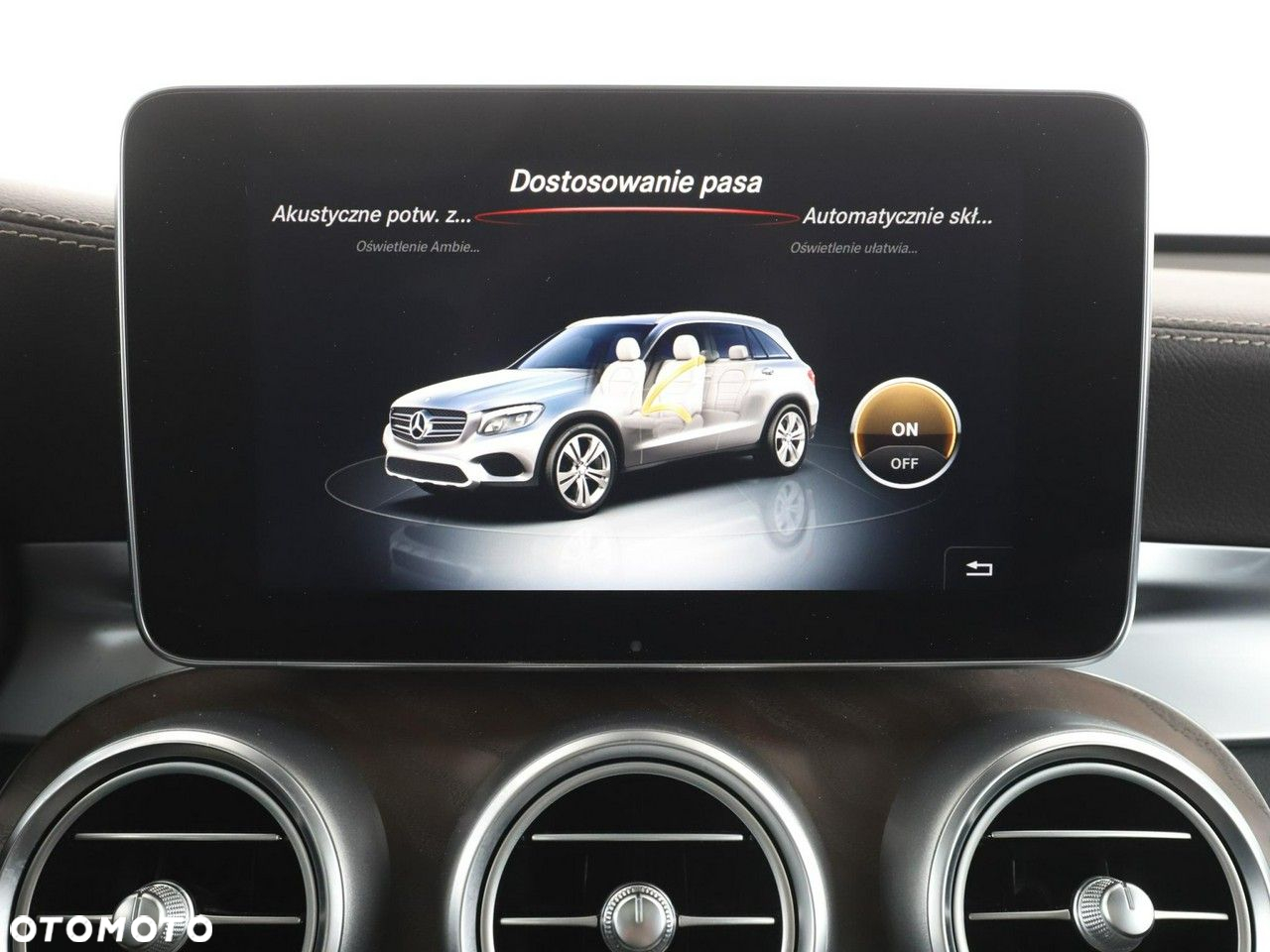 Mercedes-Benz GLC - 25