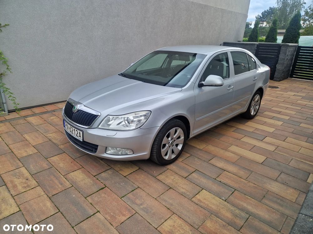 Skoda Octavia 1.6 Elegance - 6