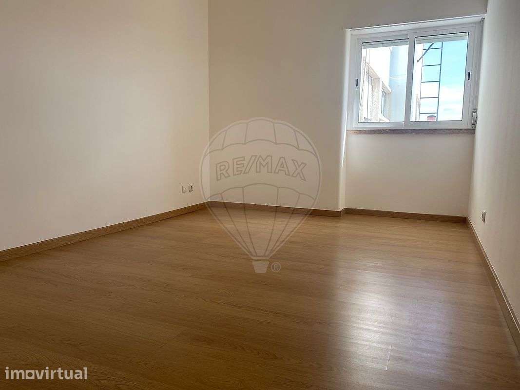 Apartamento T2 para arrendamento - Grande imagem: 4/10