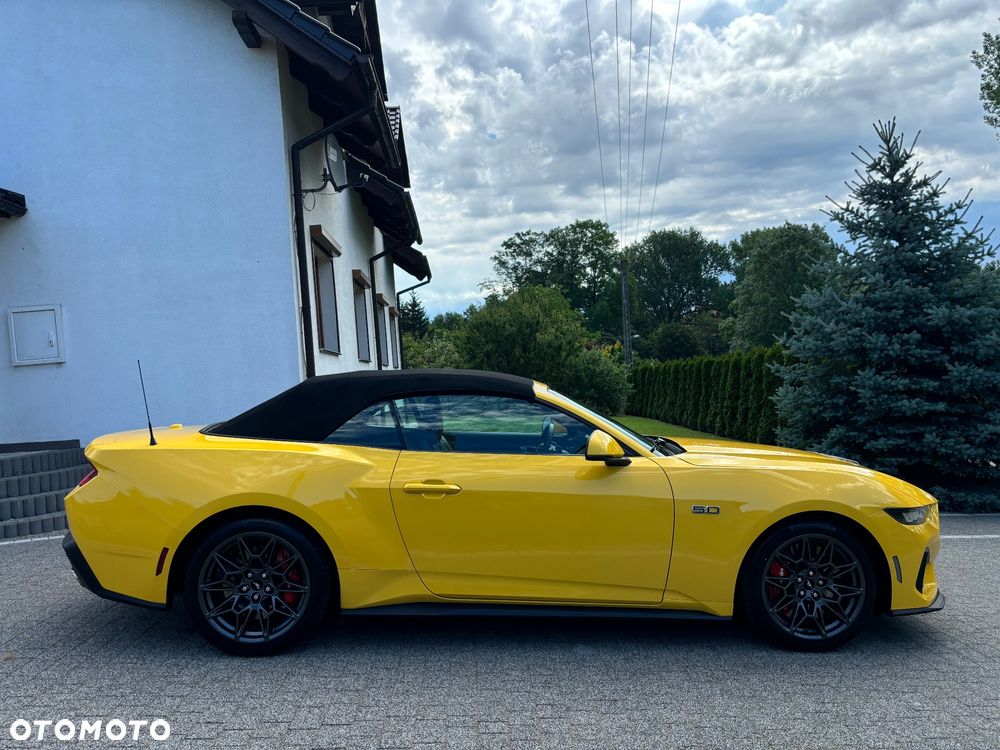 Ford Mustang - 19